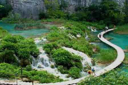 Places to Visit in Baghmara