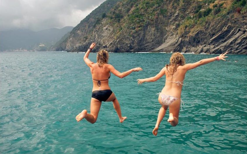 Reasons Why You'll Love Traveling With Your Best Friend