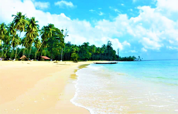 Cutbert Bay Beach, Rangat